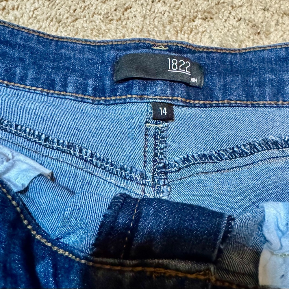 1822 Denim Dark Blue Jean Shorts - Picture 3 of 6